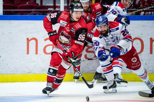 Malmö Redhawks Lukas Wernblom och Oskarshamns Hynek Zohorna