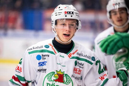 Rögles Samuel Jonsson jublar