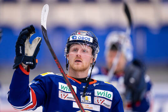 Växjös Joachim Blichfeld jublar