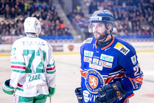 Växjös Tobias Rieder jublar
