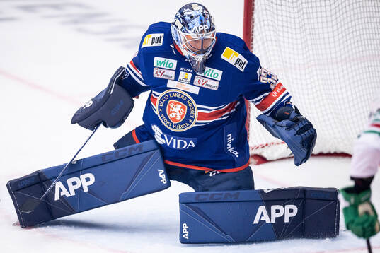 Växjös målvakt Emil Larmi
