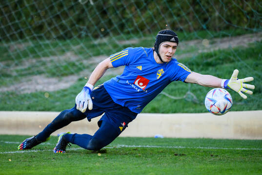 goalkeeper Jacob Widell Zetterström of the Swedish