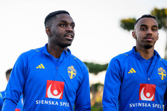 Joel Asoro and Bilal Hussein of the Swedish national