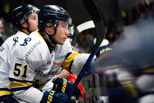 HV71s Andy Miele