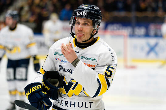 HV71s Andy Miele deppar
