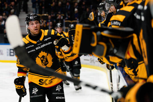 Skellefteås Filip Sandberg jublar