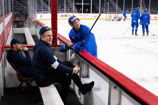 Axel Söderlund, Physiotherapist, Elias Pettersson and