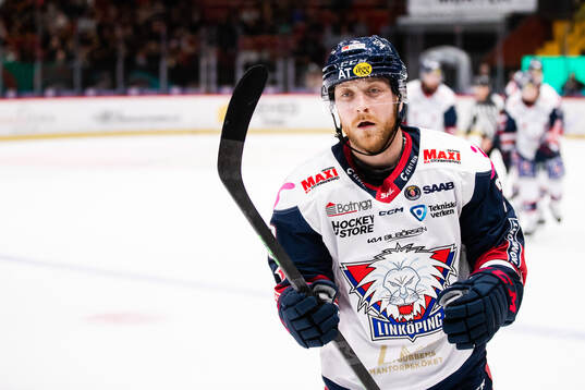 Linköpings Linus Hultström jublar