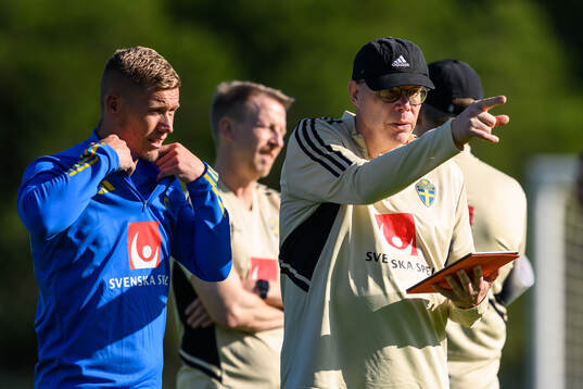 Victor Edvardsen and performance and medical coordinator