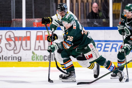 Kristianstads Filip Karlsson och AIKs Oscar Nord