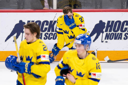 Oskar Pettersson of Sweden looks dejected