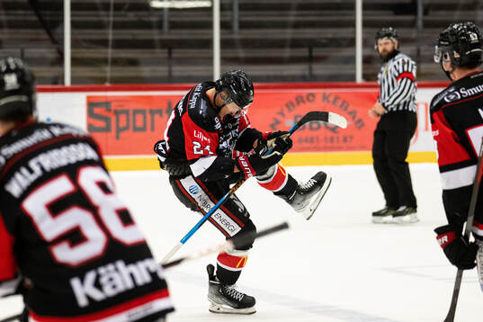 Bläddra bland fler bilder av Ishockey, AllEttan, Södra, Nybro - Troja/Ljungby