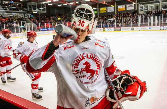 Troja/Ljungbys målvakt Wictor Ragnewall deppar