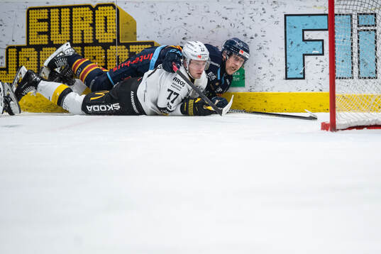 Västerås Ludvig Jardeskog och Djurgårdens John Norman