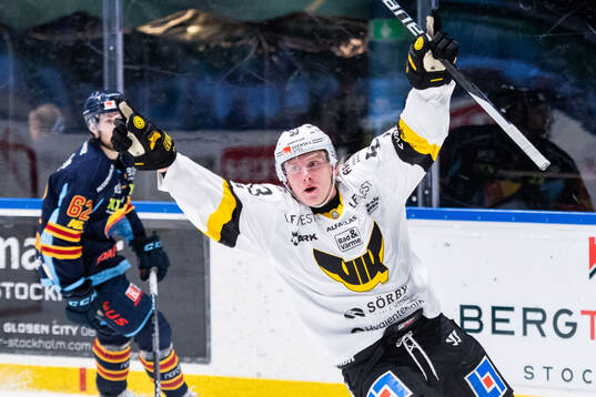 Västerås Anton Eriksson jublar