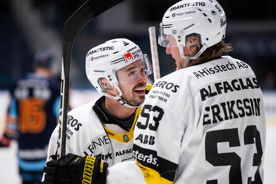 Västerås Anton Svensson och Anton Eriksson jublar