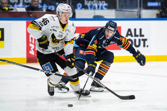 Västerås Liam Dower Nilsson och Djurgårdens Edvin