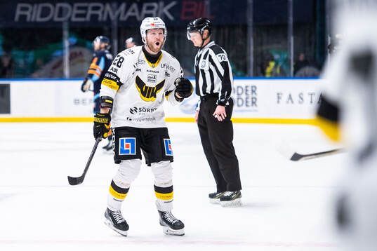Västerås Lukas Zetterberg jublar