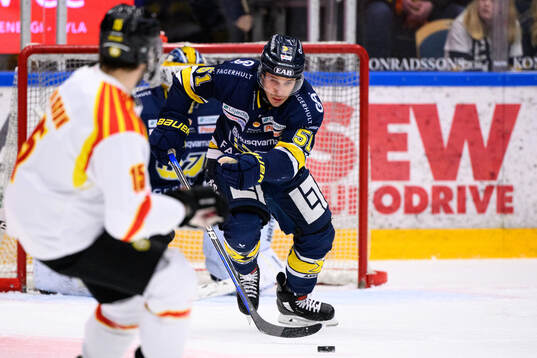 HV71s Andy Miele
