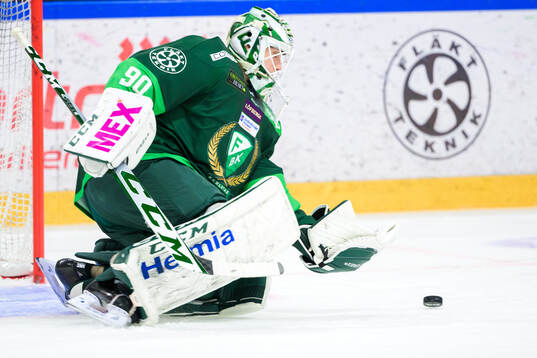 Färjestads målvakt Matthew Tomkins