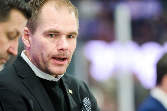 Färjestads huvudtränare Tomas Mitell