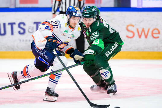 Växjös Joel Kellman och Färjestads Ville Pokka