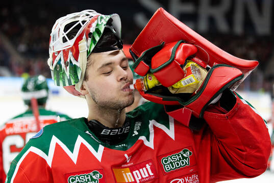 Frölundas målvakt Frederik Dichow