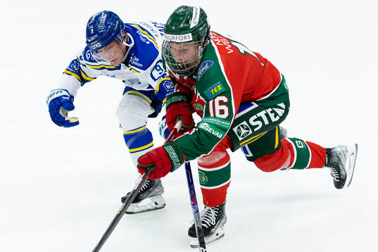Leksands Patrik Zackrisson och Frölundas Otto Stenberg