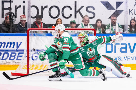 Rögles målvakt Christoffer Rifalk släpper in 0-1 målet