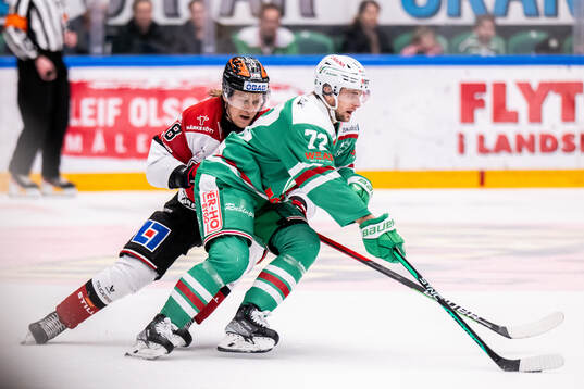 Örebros Rodrigo Abols och Rögles Daniel Zaar