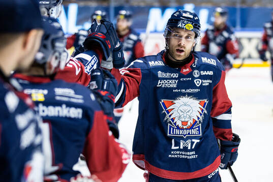 Linköpings Patrick Russell jublar