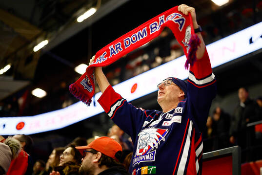 Linköpings-supporter jublar