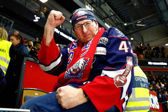 Linköpings-supporter jublar