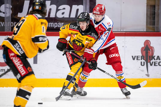 Luleås Isac Brännström och Timrås Emil Melander