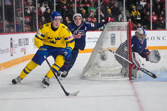 Filip Bystedt of Sweden and Sean Behrens of USA