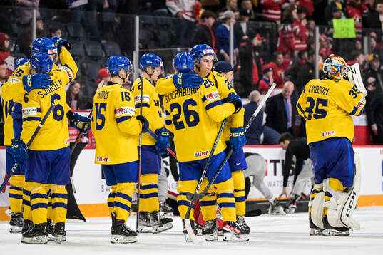 Victor Stjernborg and Oskar Pettersson of Sweden look