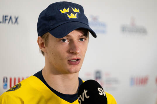 Goaltender Carl Lindbom of Sweden