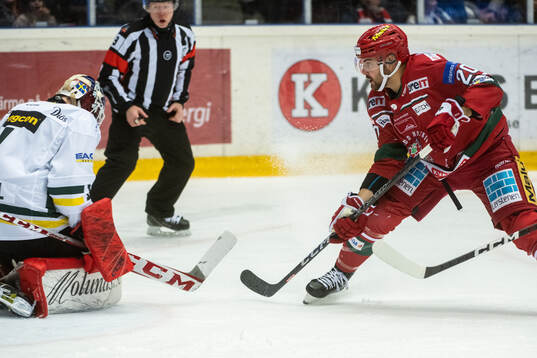 Modos Marcus Vela gör 2-0