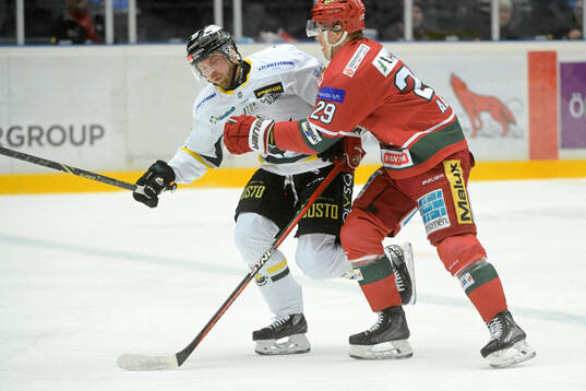Modos Mikkel Aagaard och Östersunds Henrik Marklund