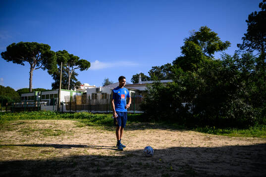 goalkeeper Oliver Dovin of the Swedish men's football