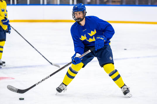 Tilde Utbult of Sweden at a practice session