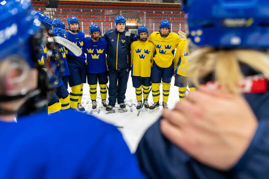 Isabelle Leijonhielm, Mira Hallin, assistant coach Ulf