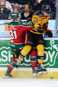 Frölundas Nicklas Lasu och Luleås Julius Honka