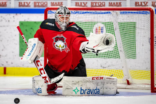 Malmö Redhawks målvakt Adam Werner