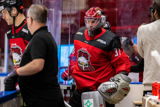 Malmö Redhawks målvakt Brandon Maxwell