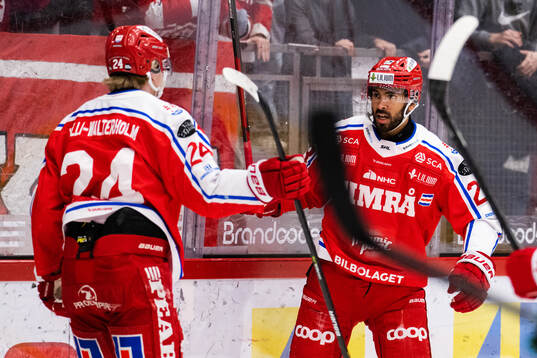 Timrås Jeremy Boyce-Rotevall jublar