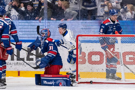 Leksands Olle Alsing (ej i bild) gör 1-0) bakom