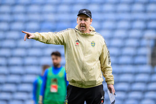assistant coach Peter Wettergen of the Swedish men's