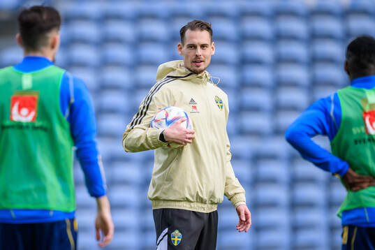 head coach of the Swedish