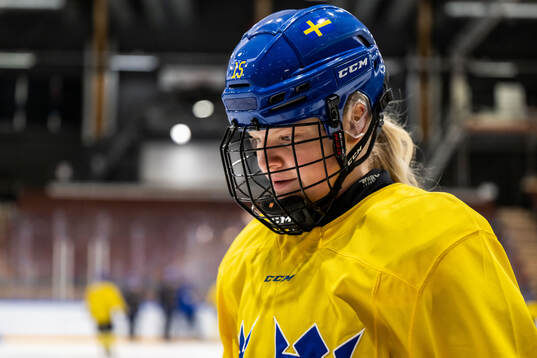 Astrid Lindeberg of Sweden at a practice session